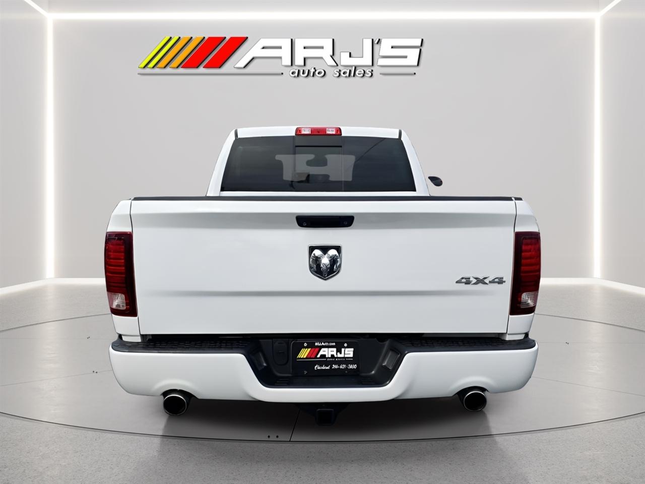 RAM 1500 Sport Crew Cab SWB 4WD 2014