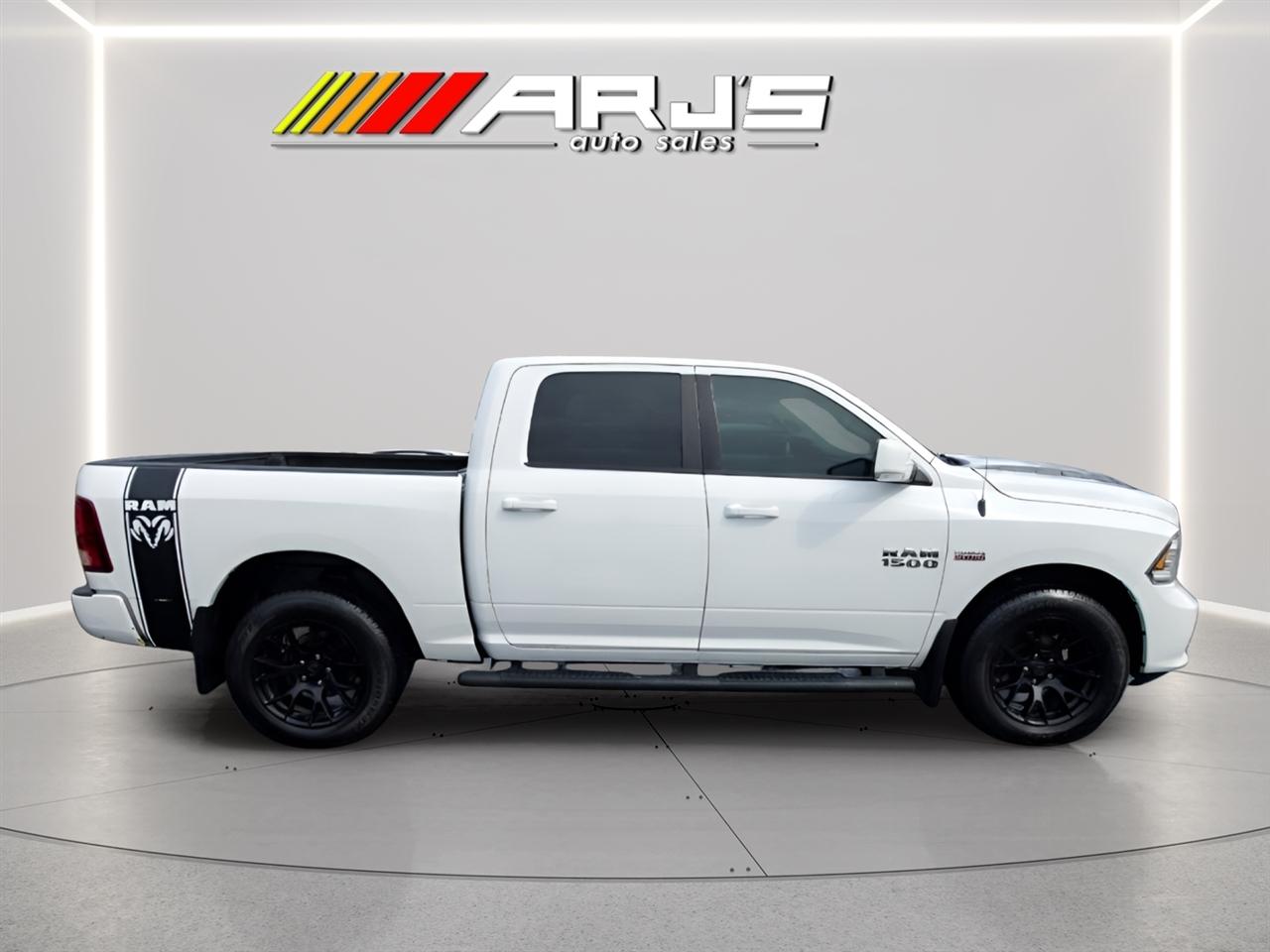 RAM 1500 Sport Crew Cab SWB 4WD 2014