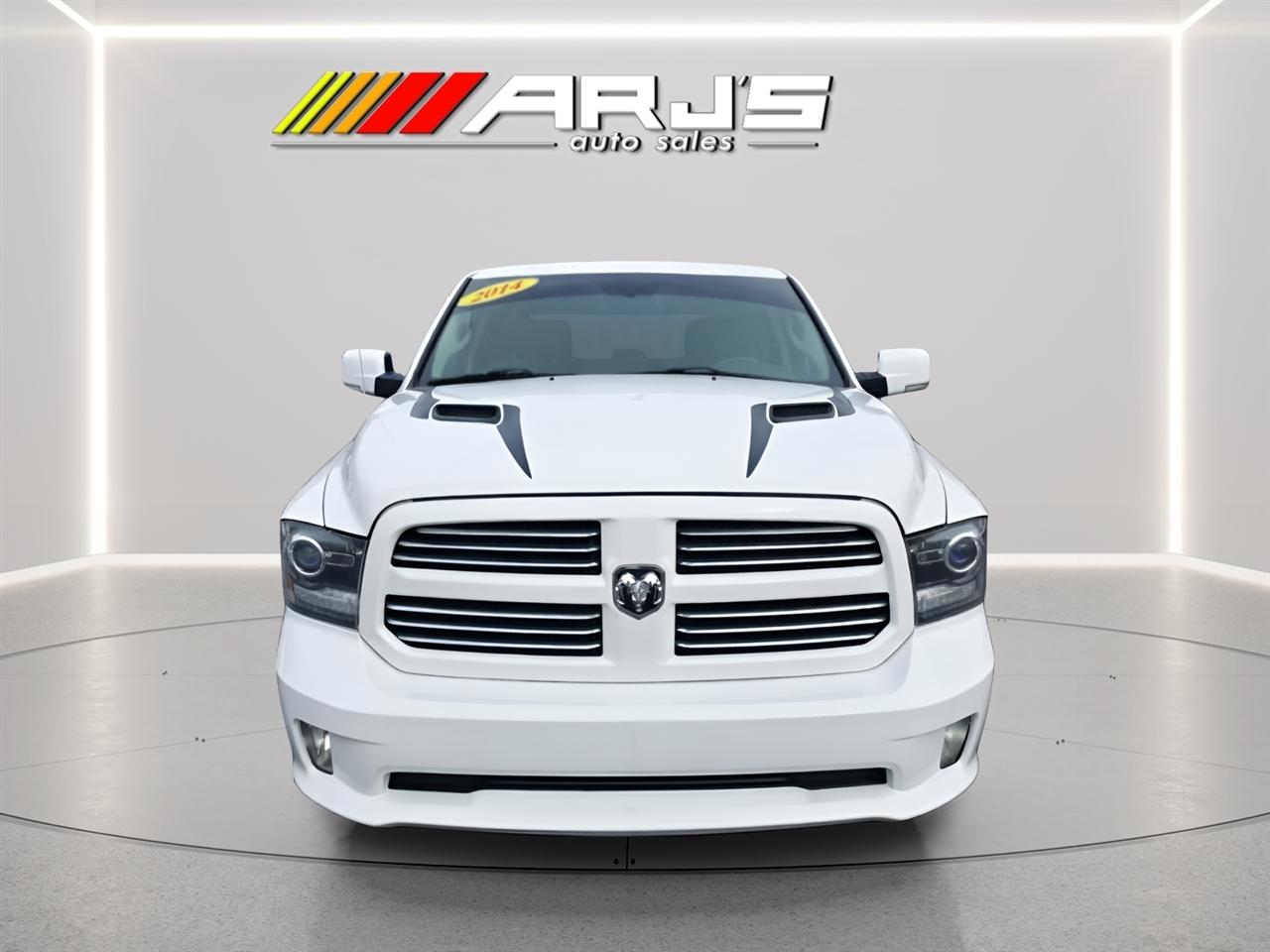 RAM 1500 Sport Crew Cab SWB 4WD 2014
