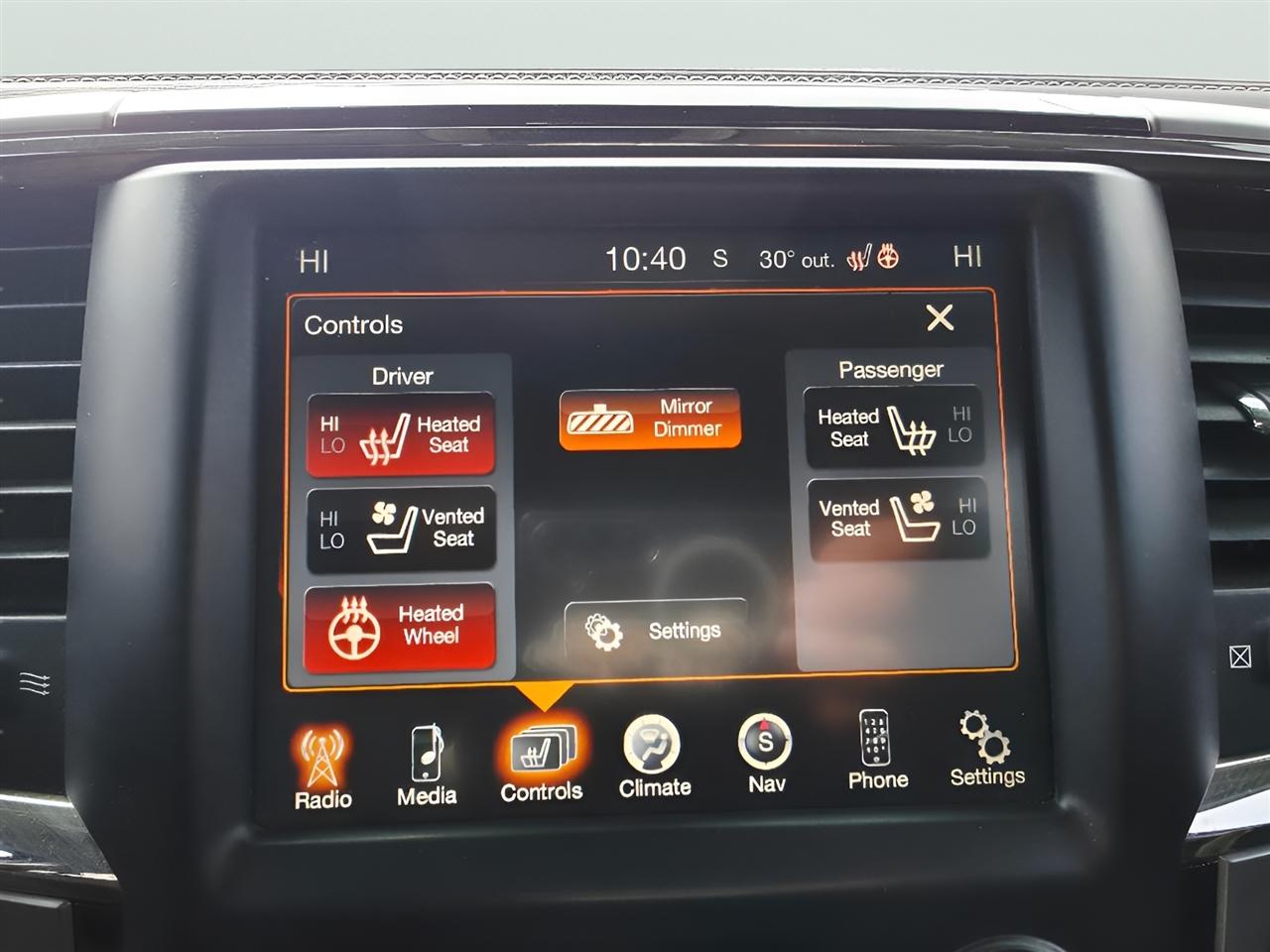 RAM 1500 Sport Crew Cab SWB 4WD 2014