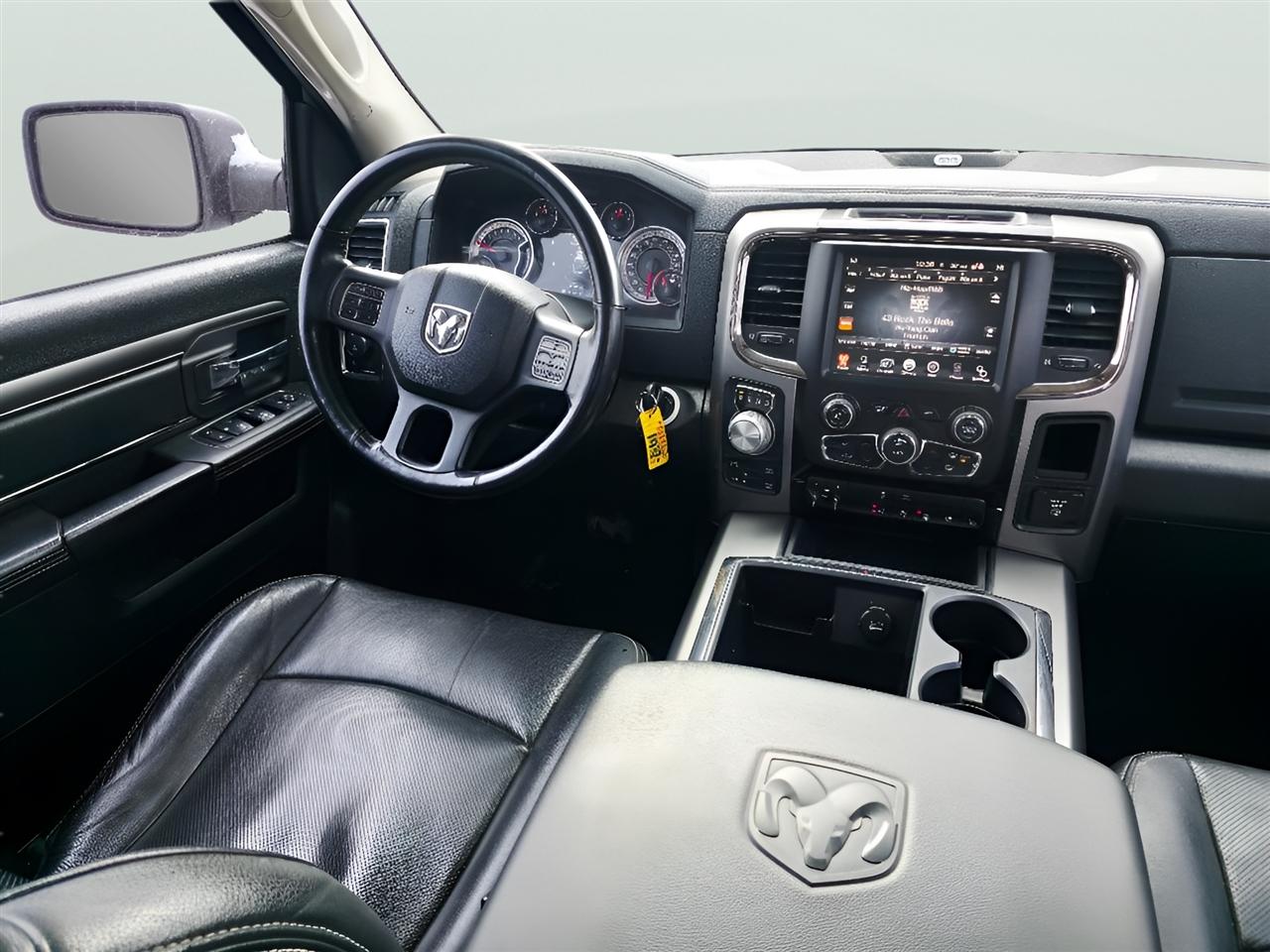 RAM 1500 Sport Crew Cab SWB 4WD 2014