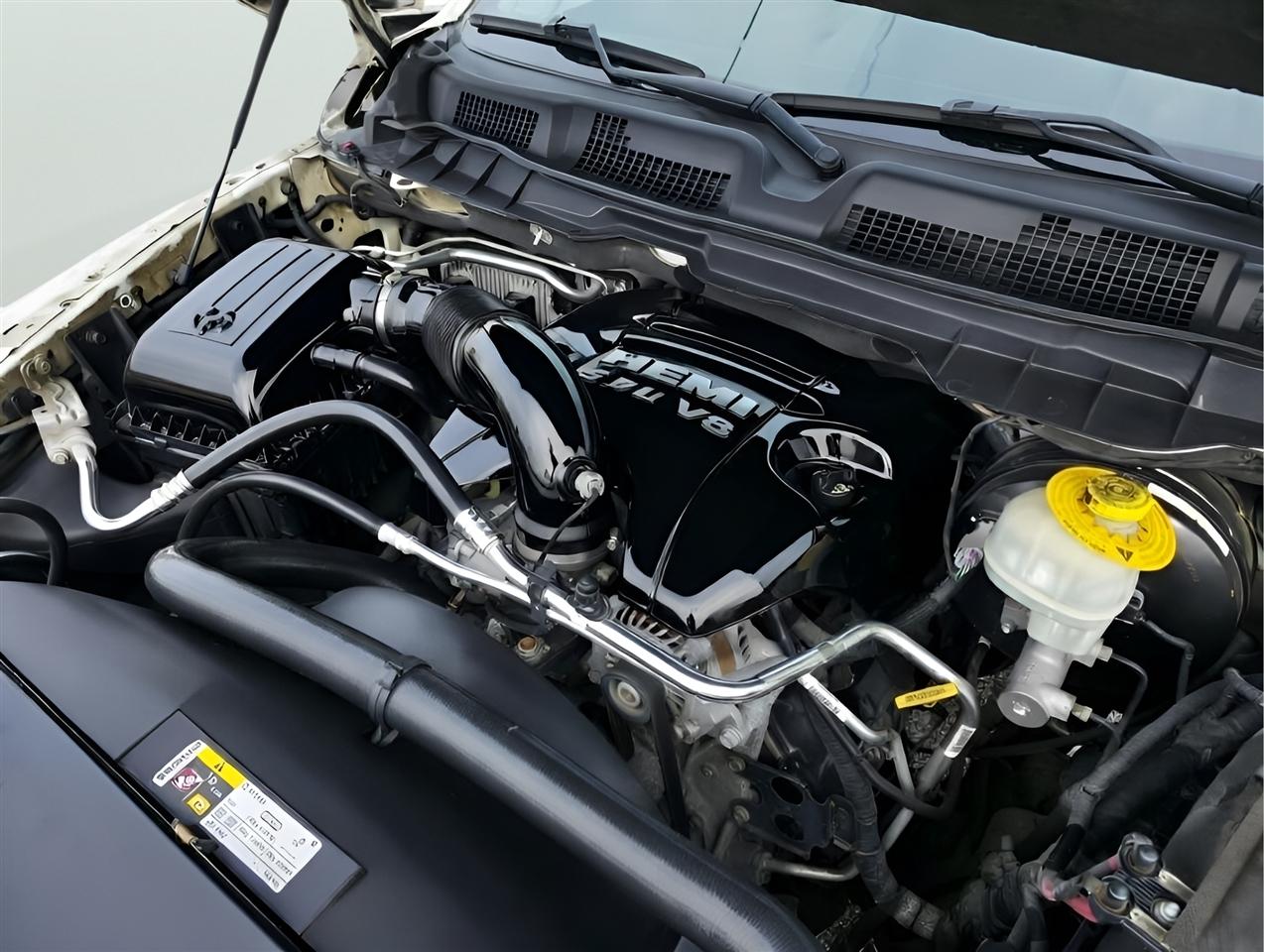 RAM 1500 Sport Crew Cab SWB 4WD 2014
