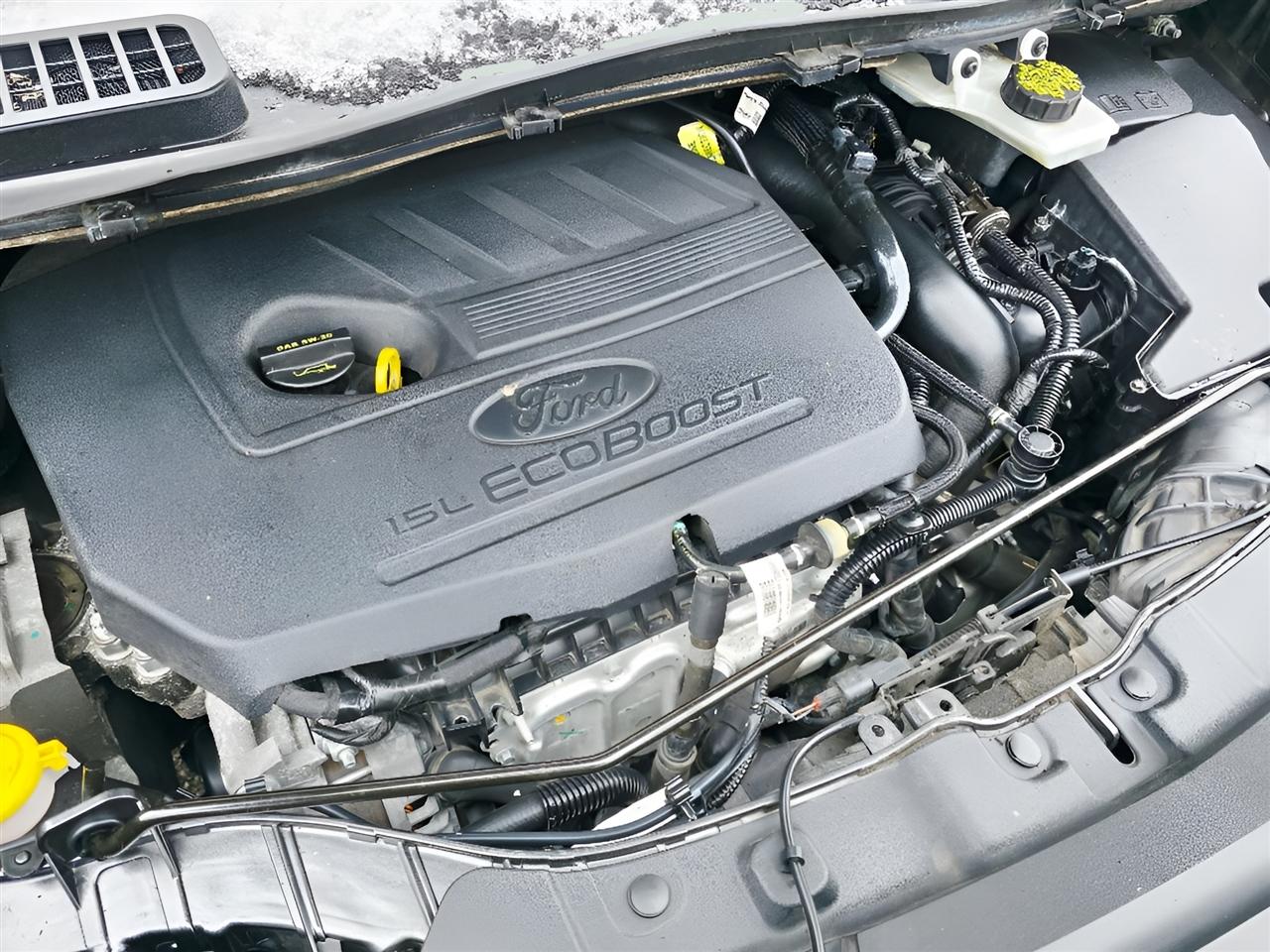 Ford Escape Titanium 4WD 2017