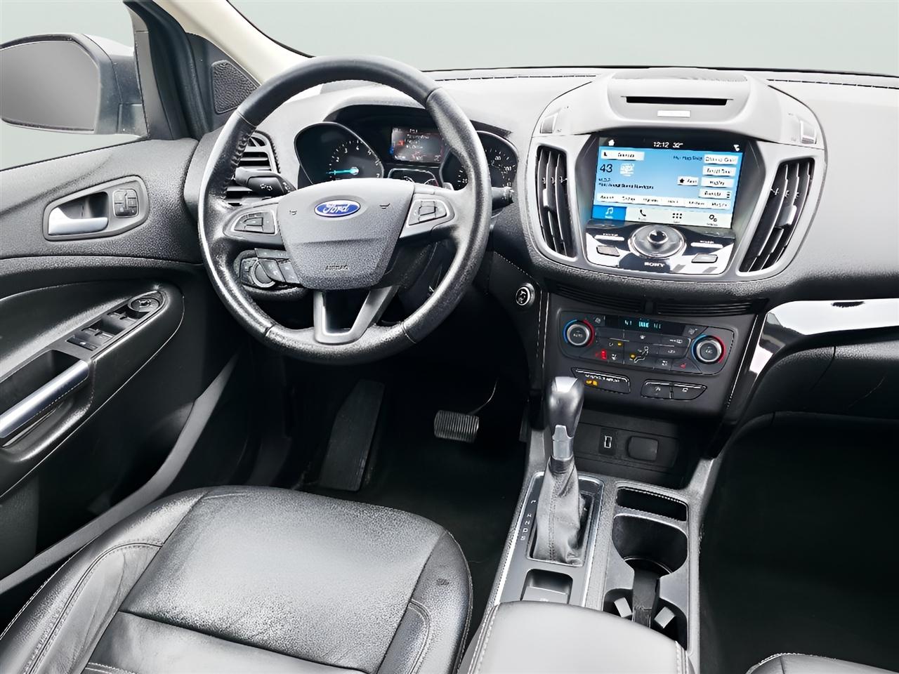 Ford Escape Titanium 4WD 2017
