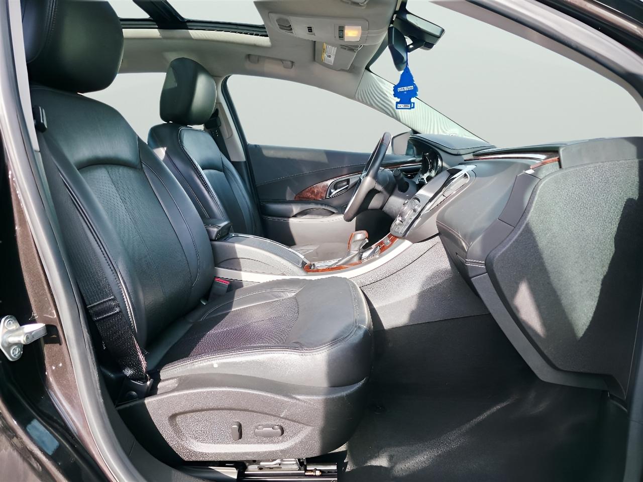 Buick LaCrosse Touring 2013
