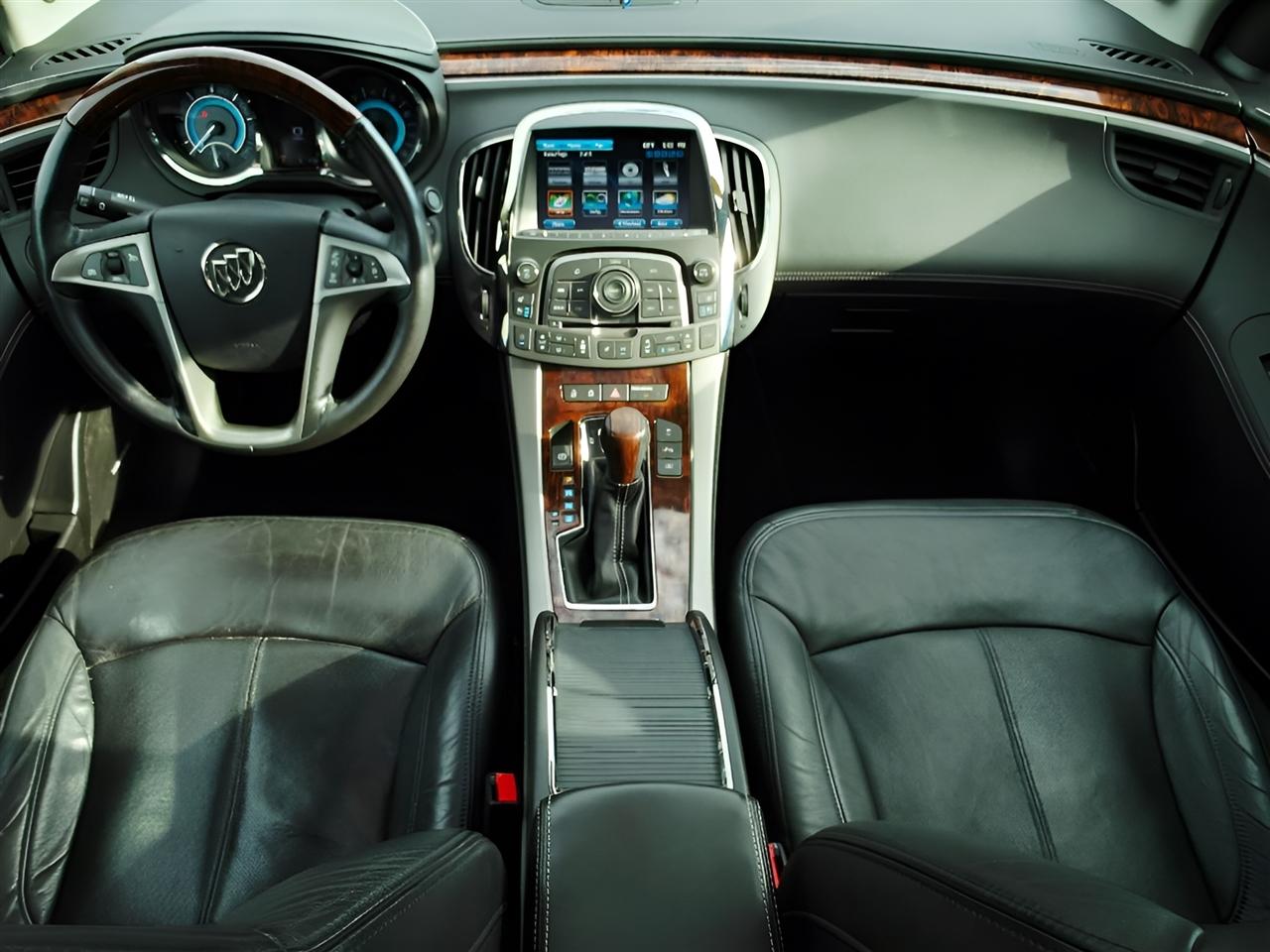 Buick LaCrosse Touring 2013