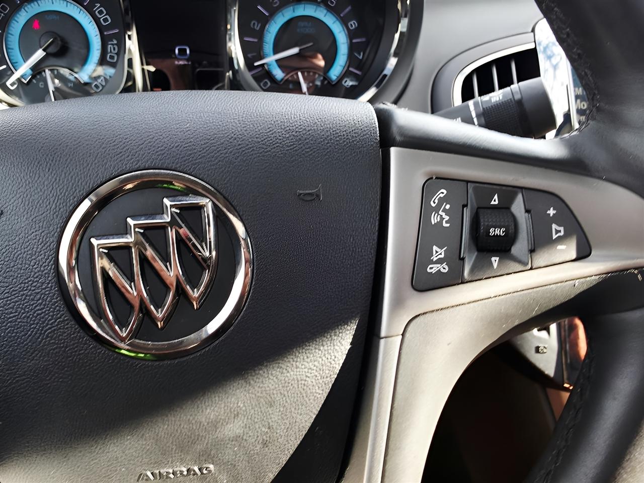Buick LaCrosse Touring 2013