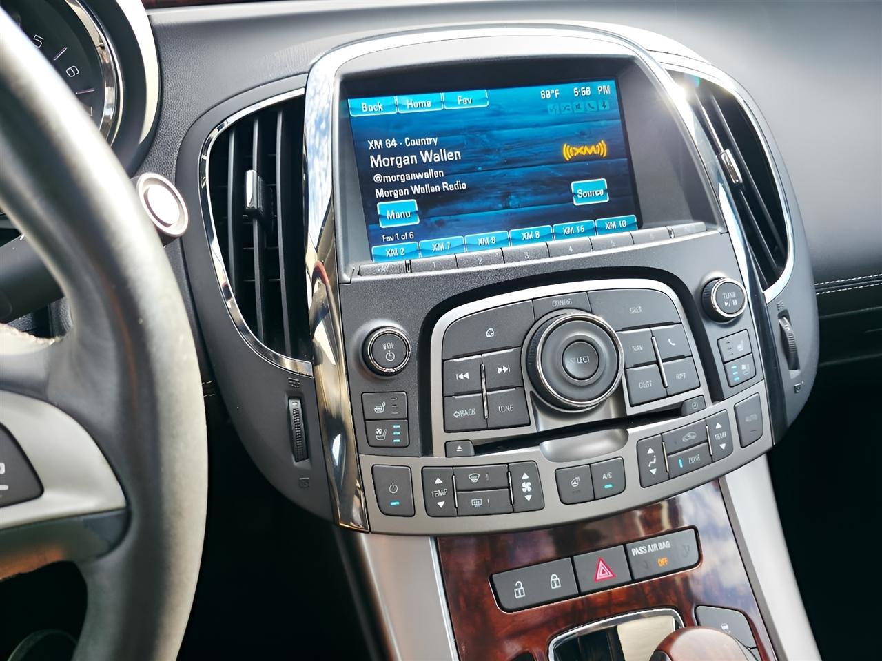 Buick LaCrosse Touring 2013