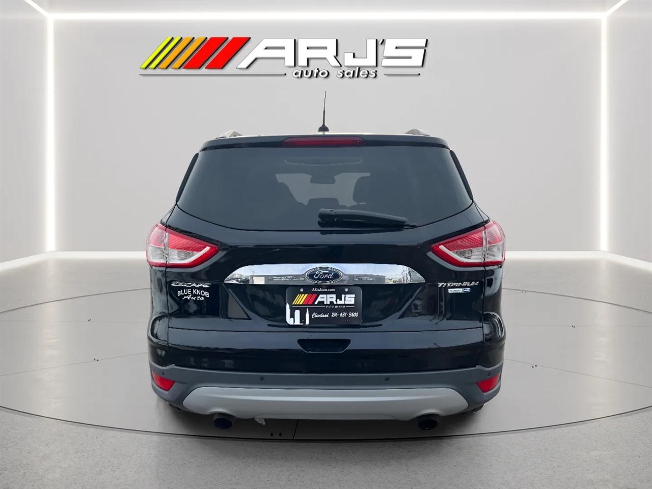 Ford Escape Titanium 4WD 2016