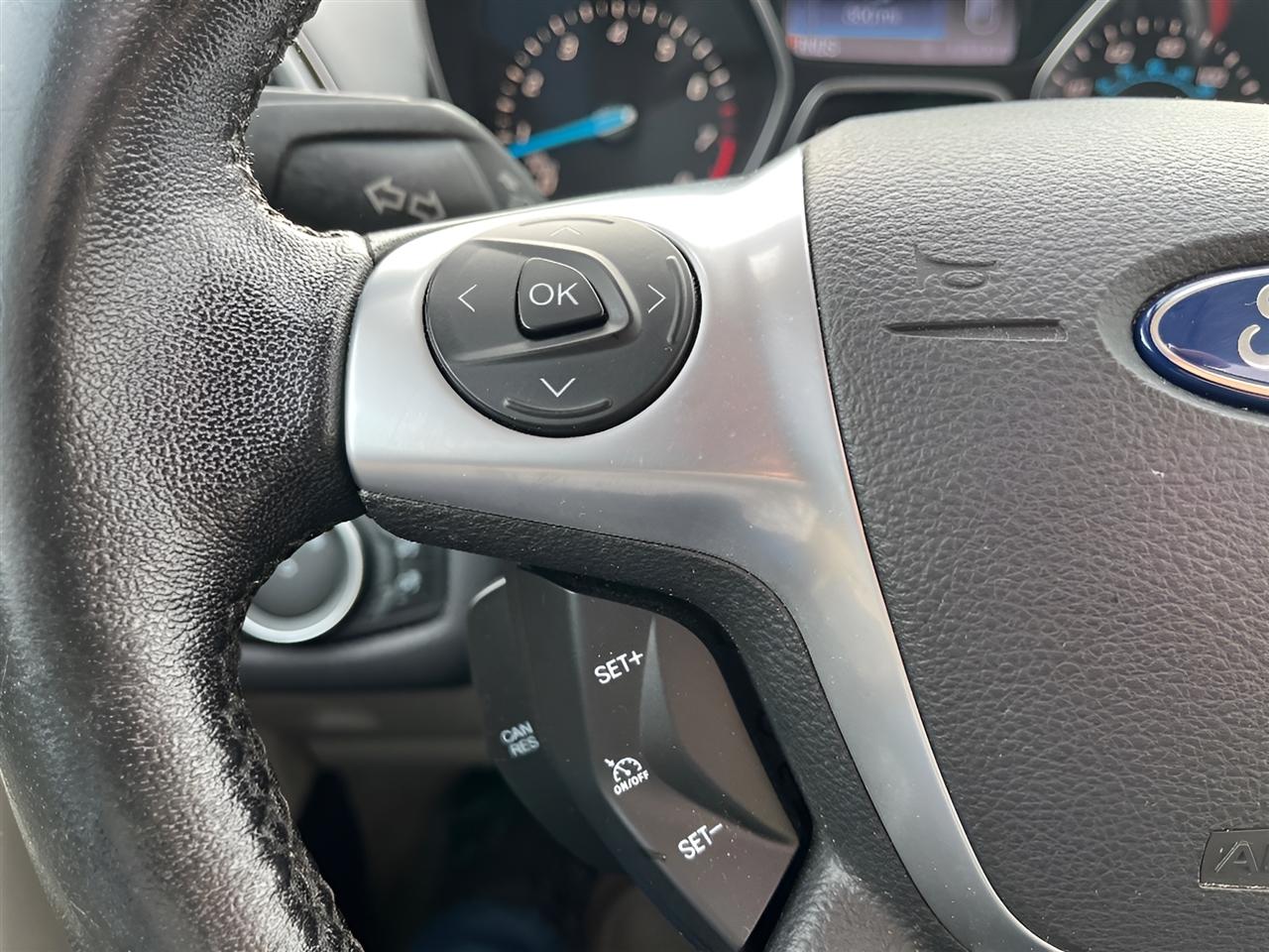 Ford Escape Titanium 4WD 2016