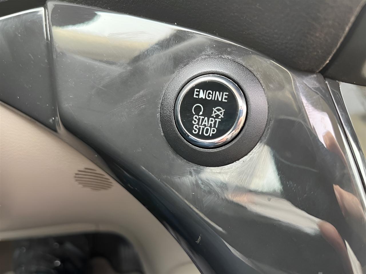 Ford Escape Titanium 4WD 2016