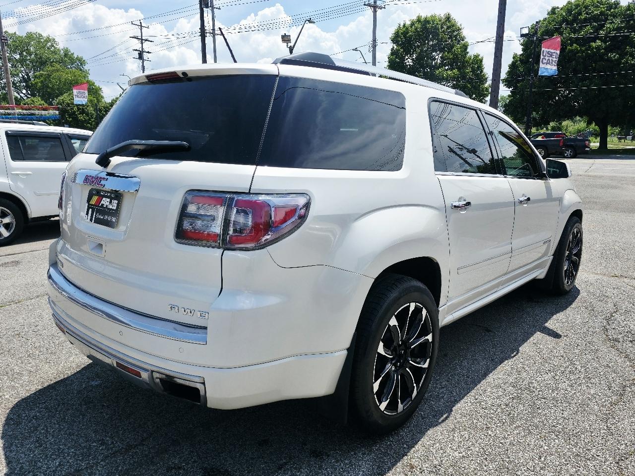 GMC Acadia  2013