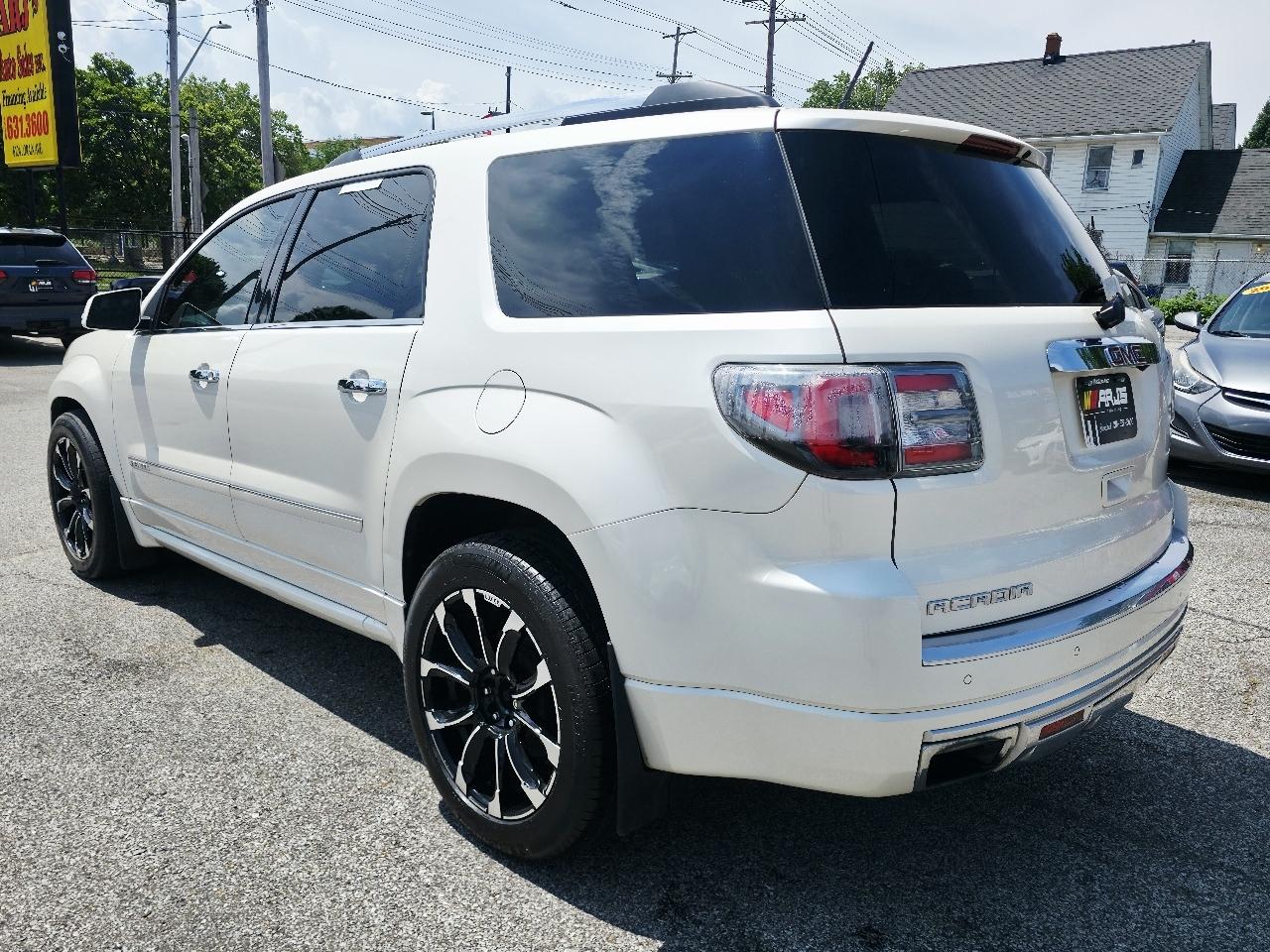 GMC Acadia  2013