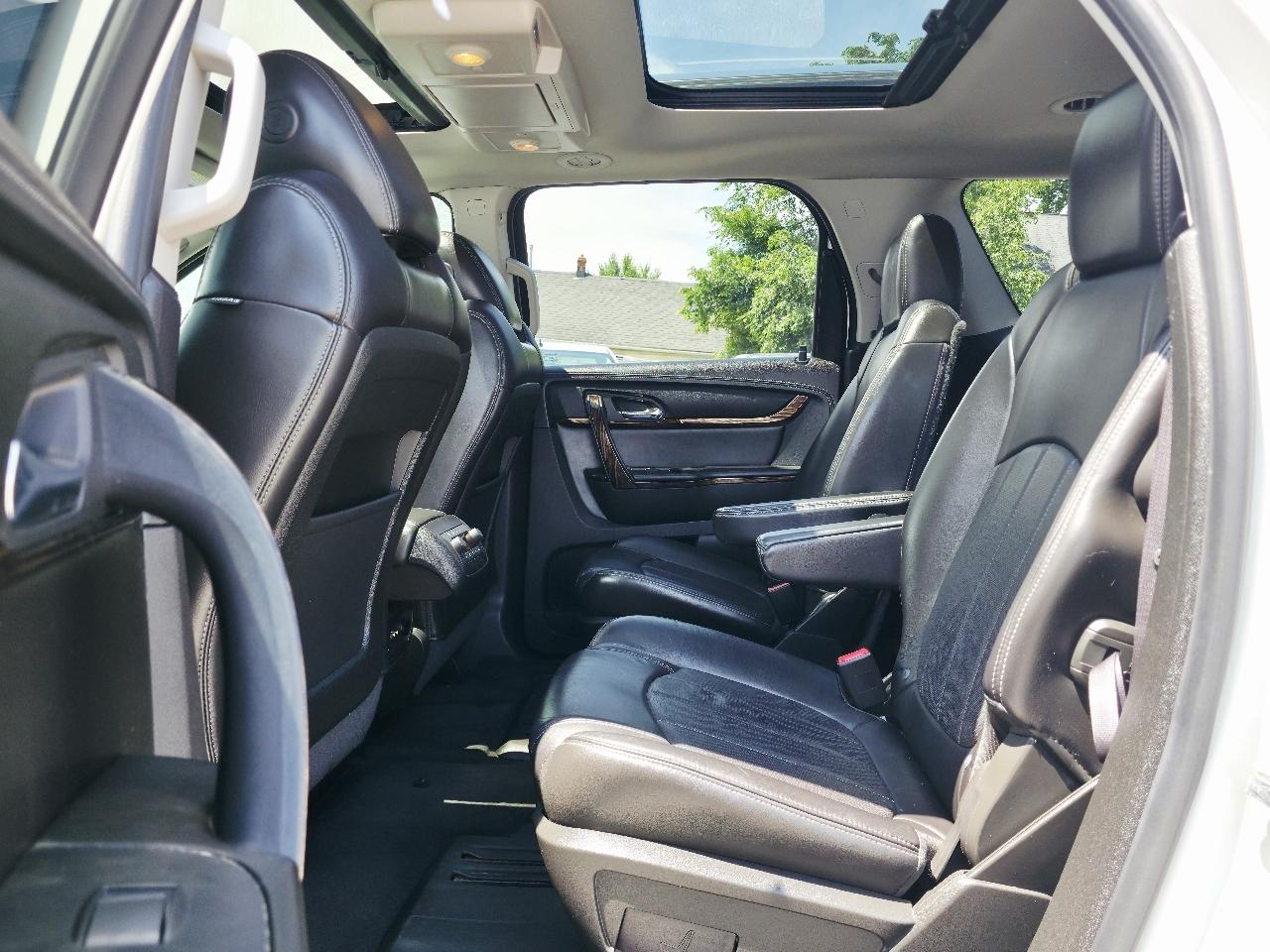 GMC Acadia  2013