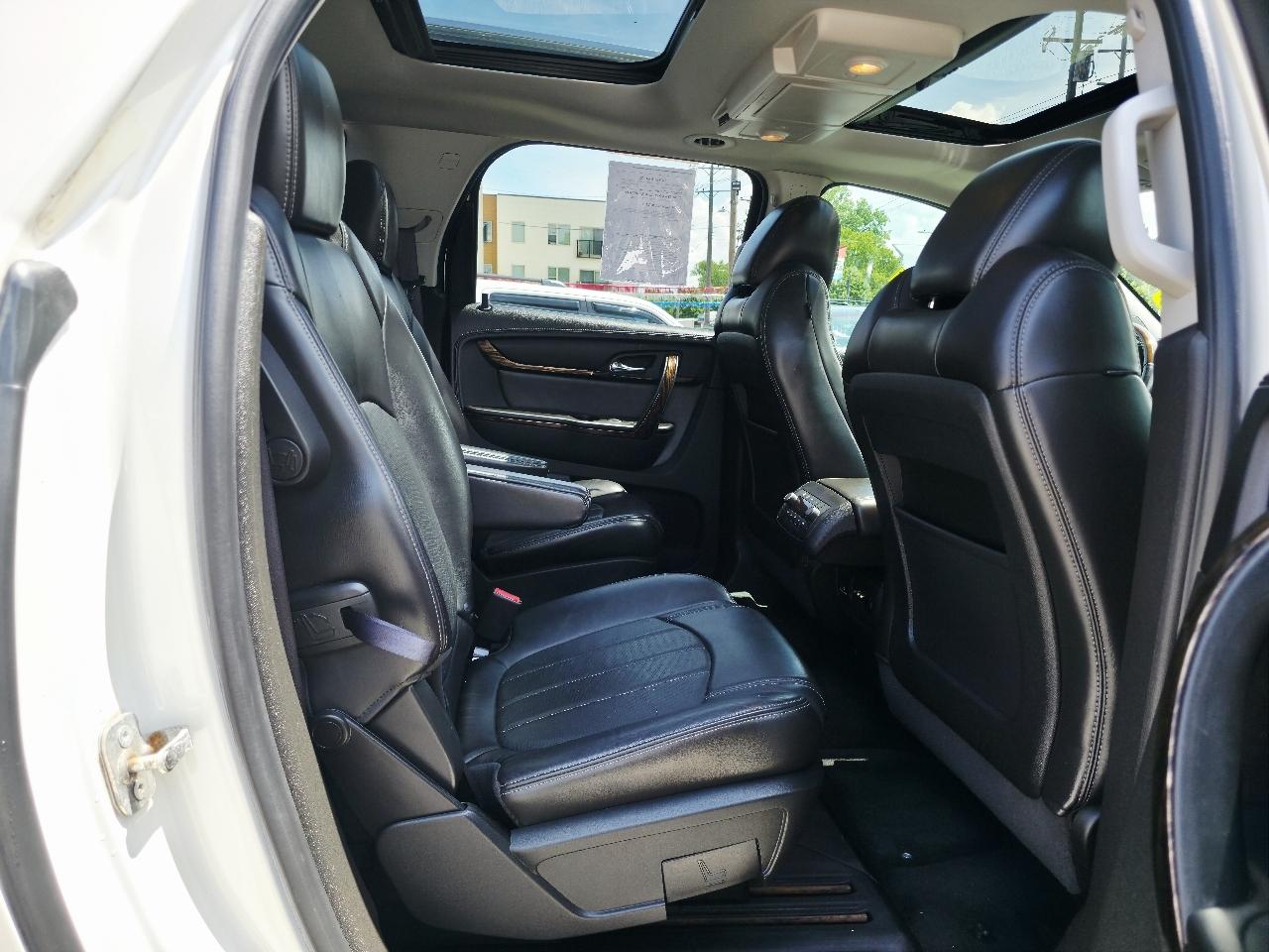 GMC Acadia  2013