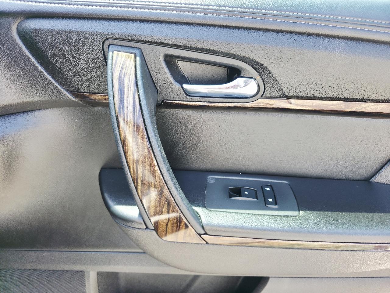 GMC Acadia  2013