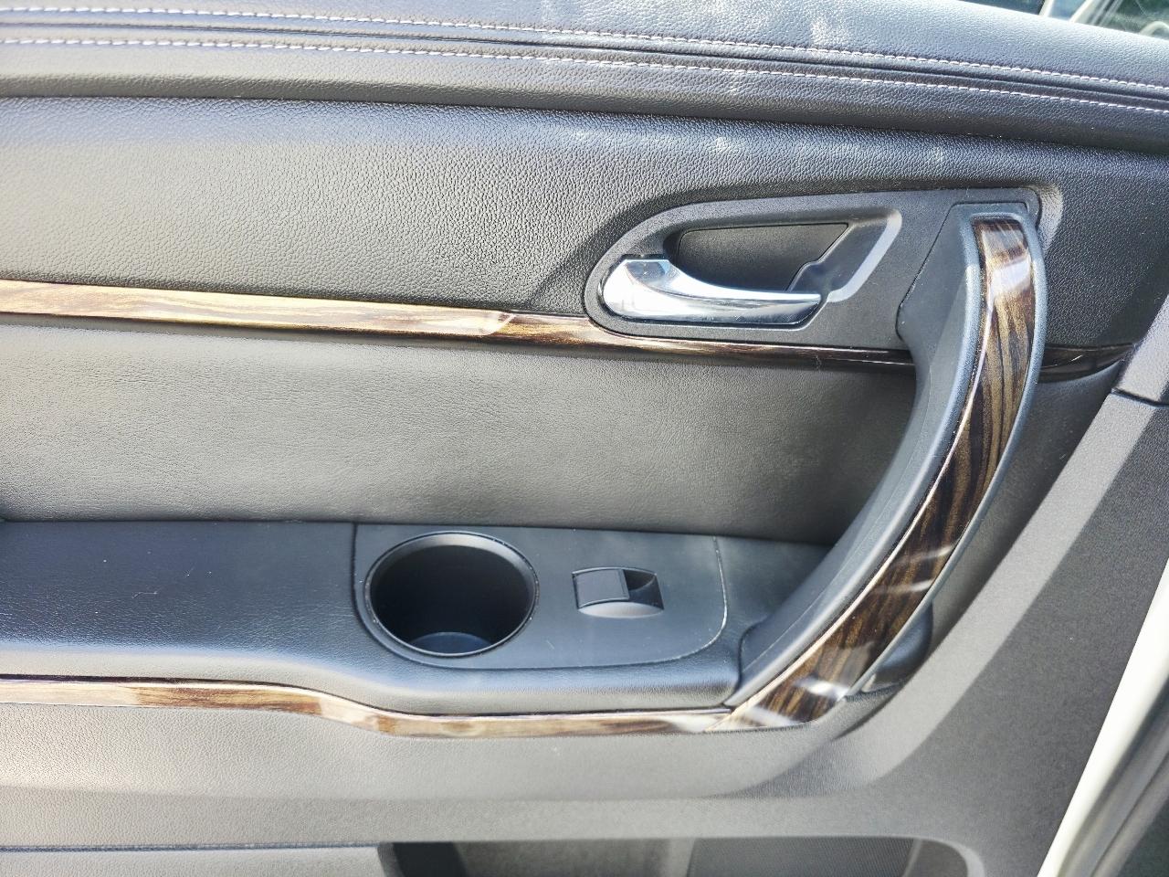 GMC Acadia  2013
