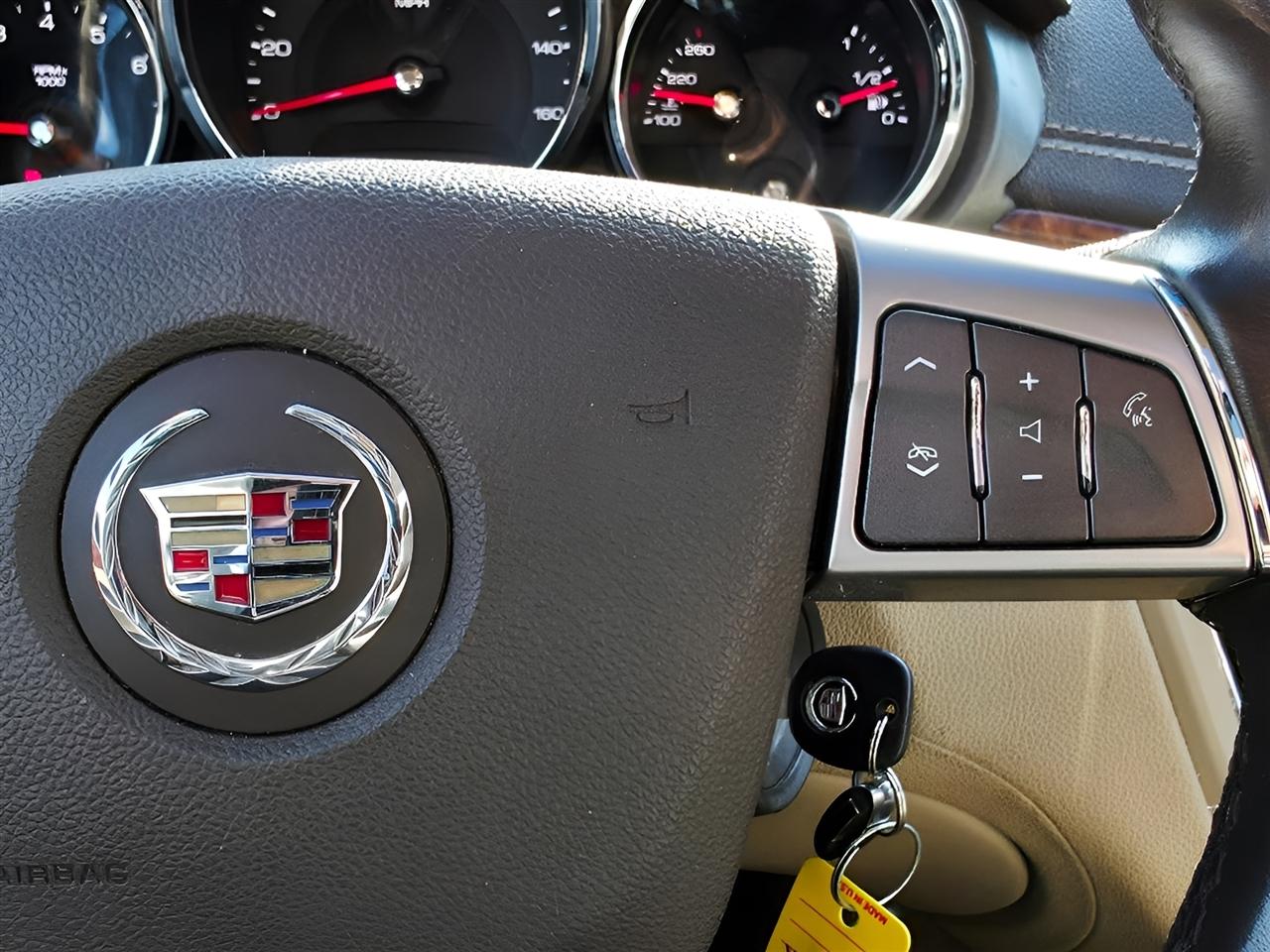 Cadillac CTS Luxury AWD 2012