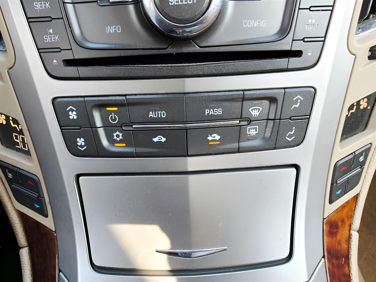 Cadillac CTS Luxury AWD 2012