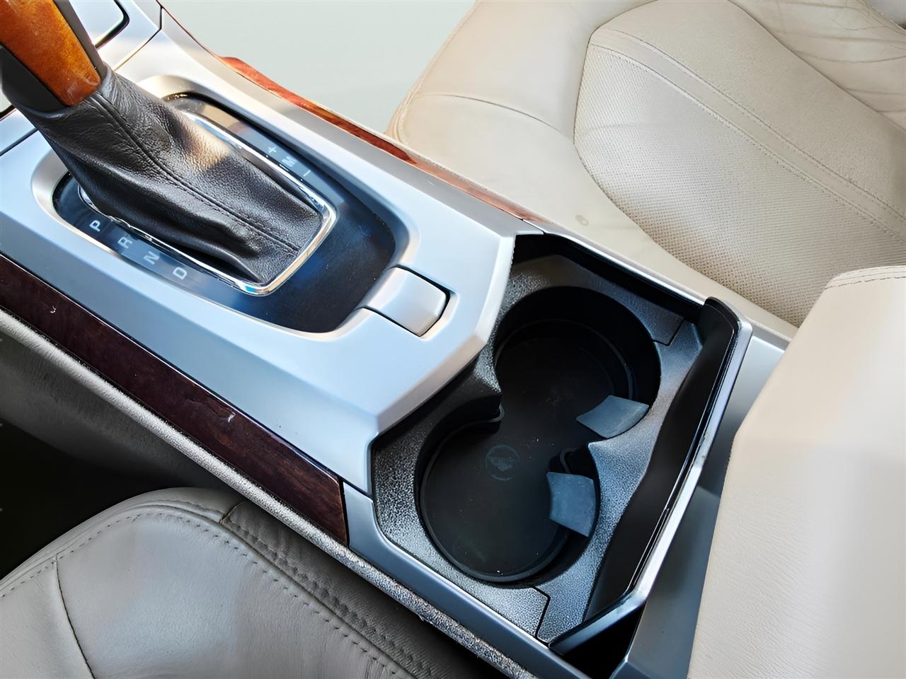 Cadillac CTS Luxury AWD 2012