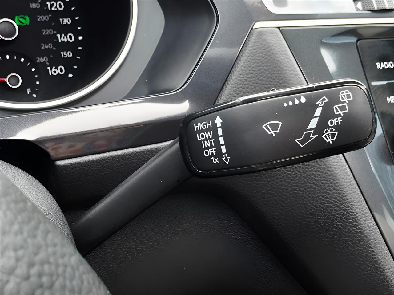 Volkswagen Tiguan SE 4Motion AWD 2020