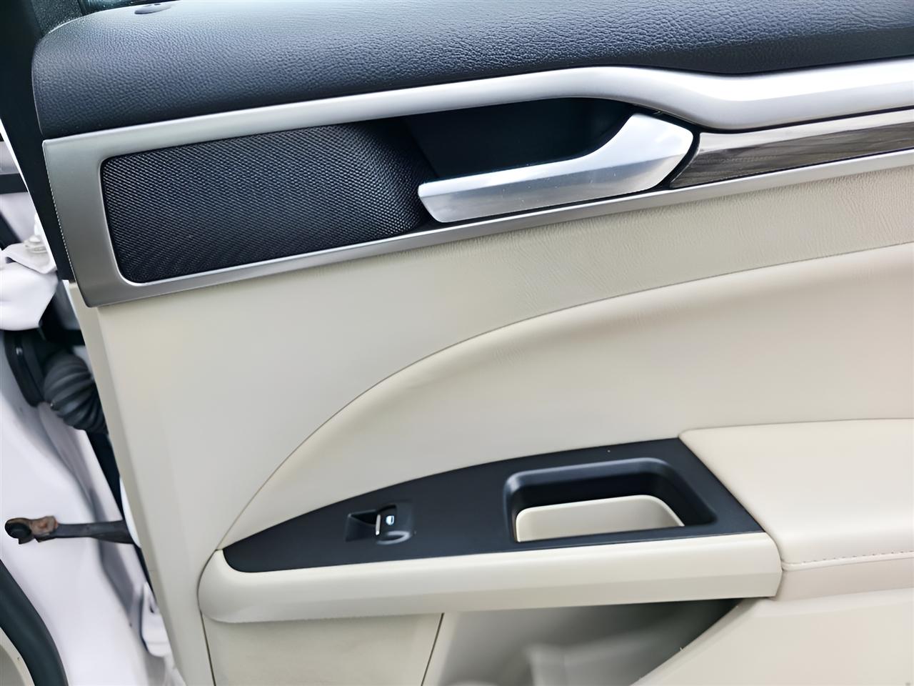 Ford Fusion SE 2018