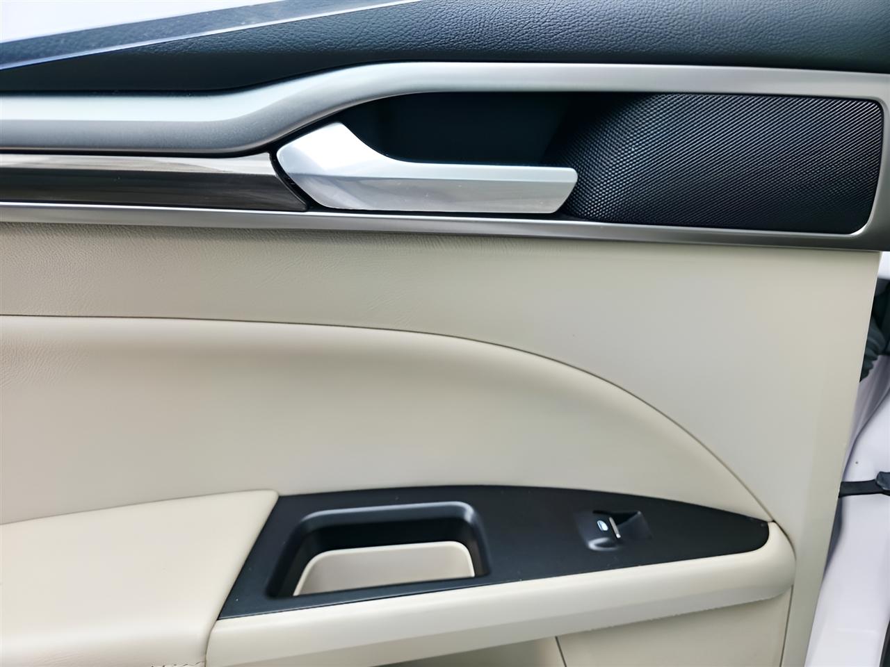 Ford Fusion SE 2018