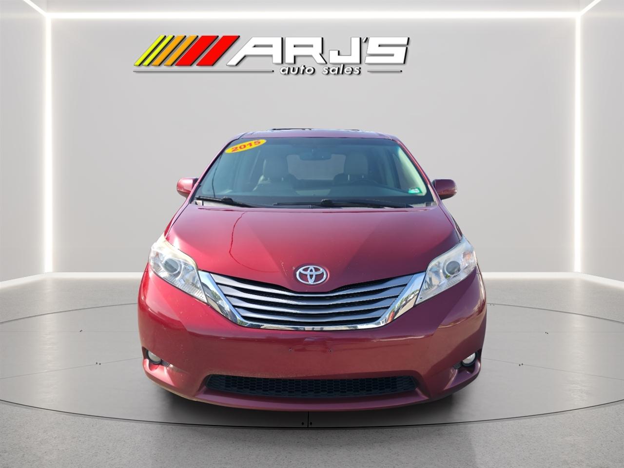 Toyota Sienna Limited AWD 7-Passenger V6 2015