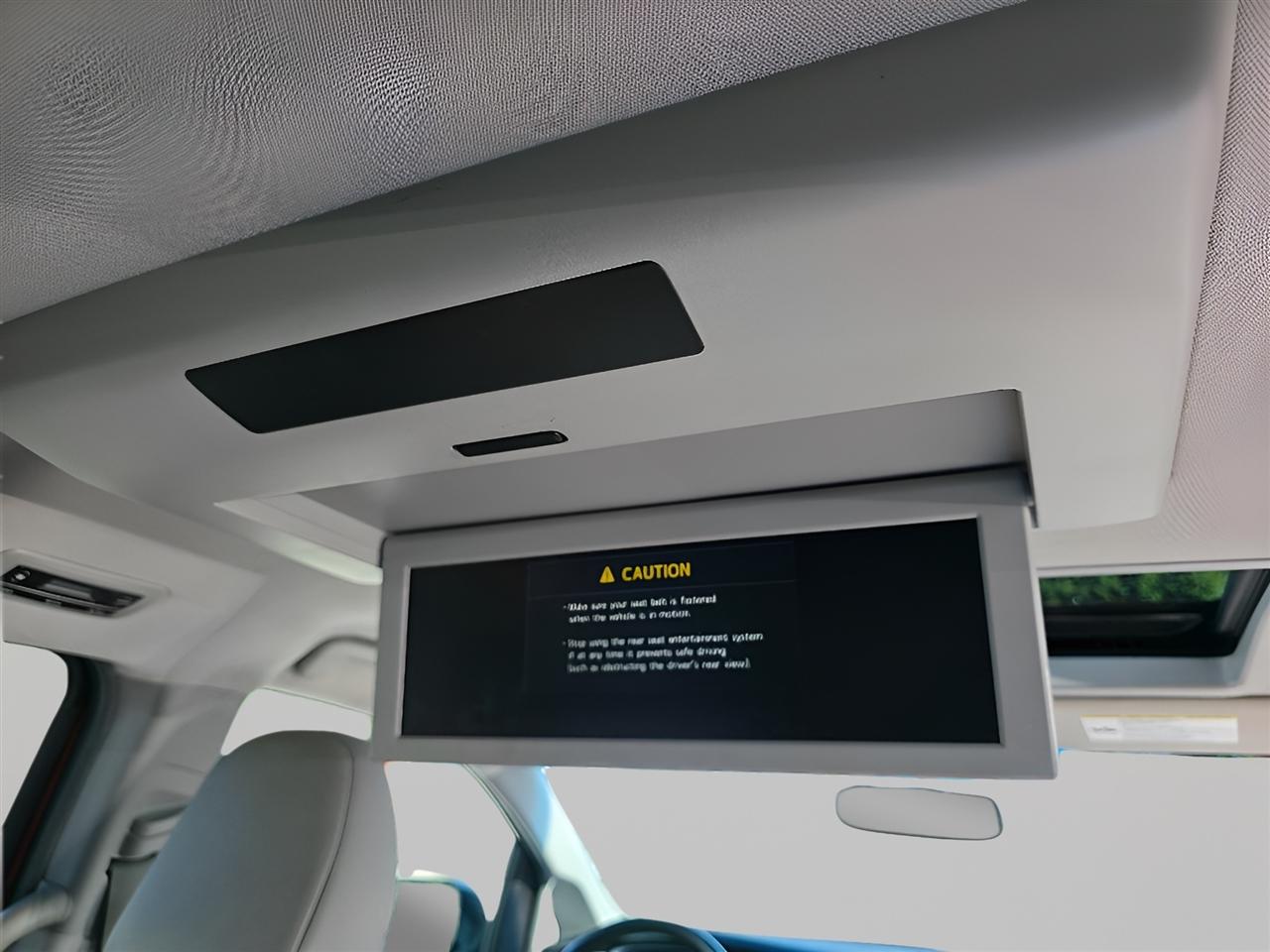 Toyota Sienna Limited AWD 7-Passenger V6 2015