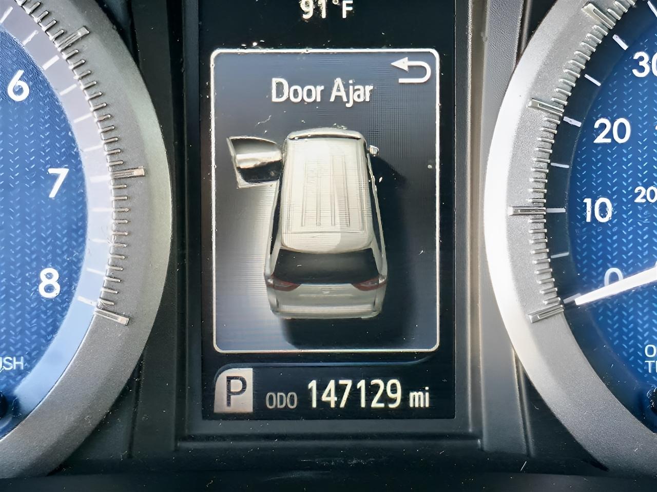 Toyota Sienna Limited AWD 7-Passenger V6 2015