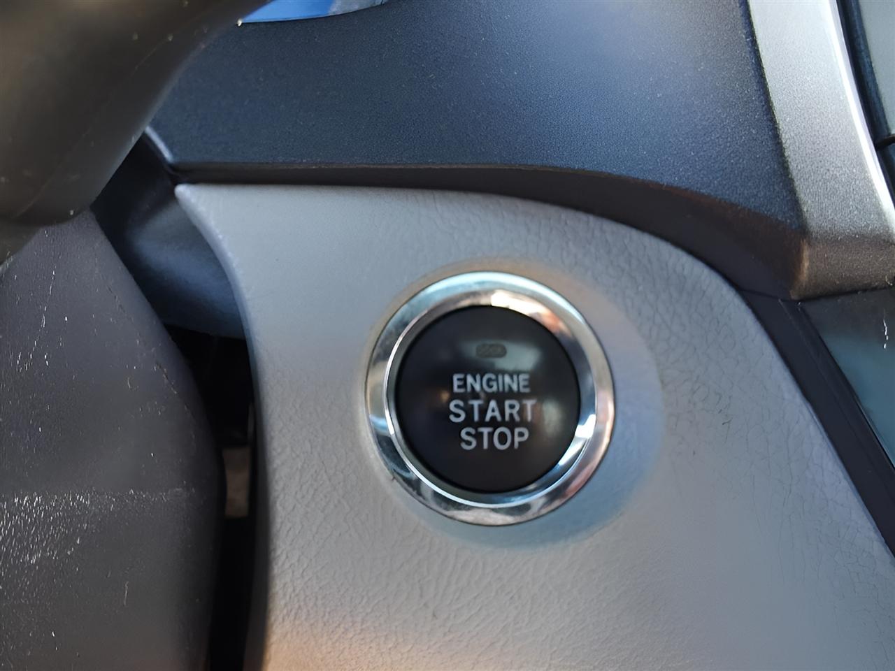 Toyota Sienna Limited AWD 7-Passenger V6 2015