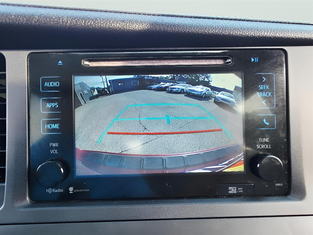 Toyota Sienna Limited AWD 7-Passenger V6 2015