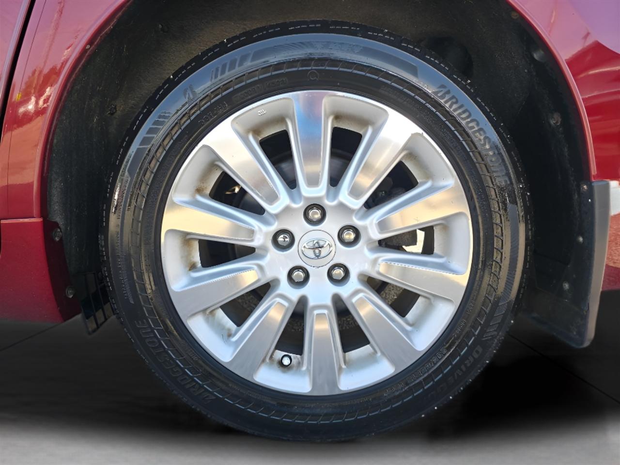Toyota Sienna Limited AWD 7-Passenger V6 2015