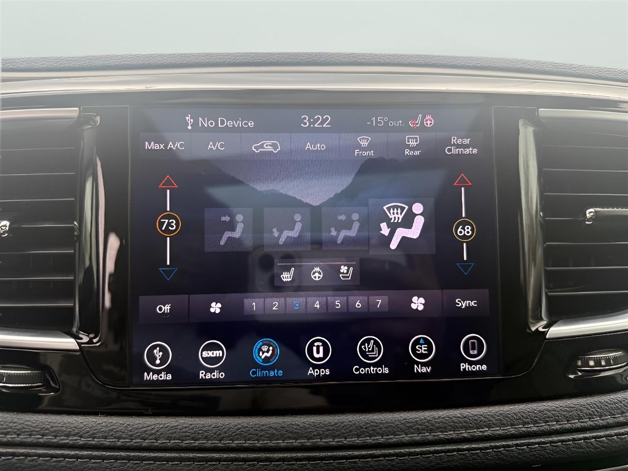 Chrysler Pacifica Limited 2018