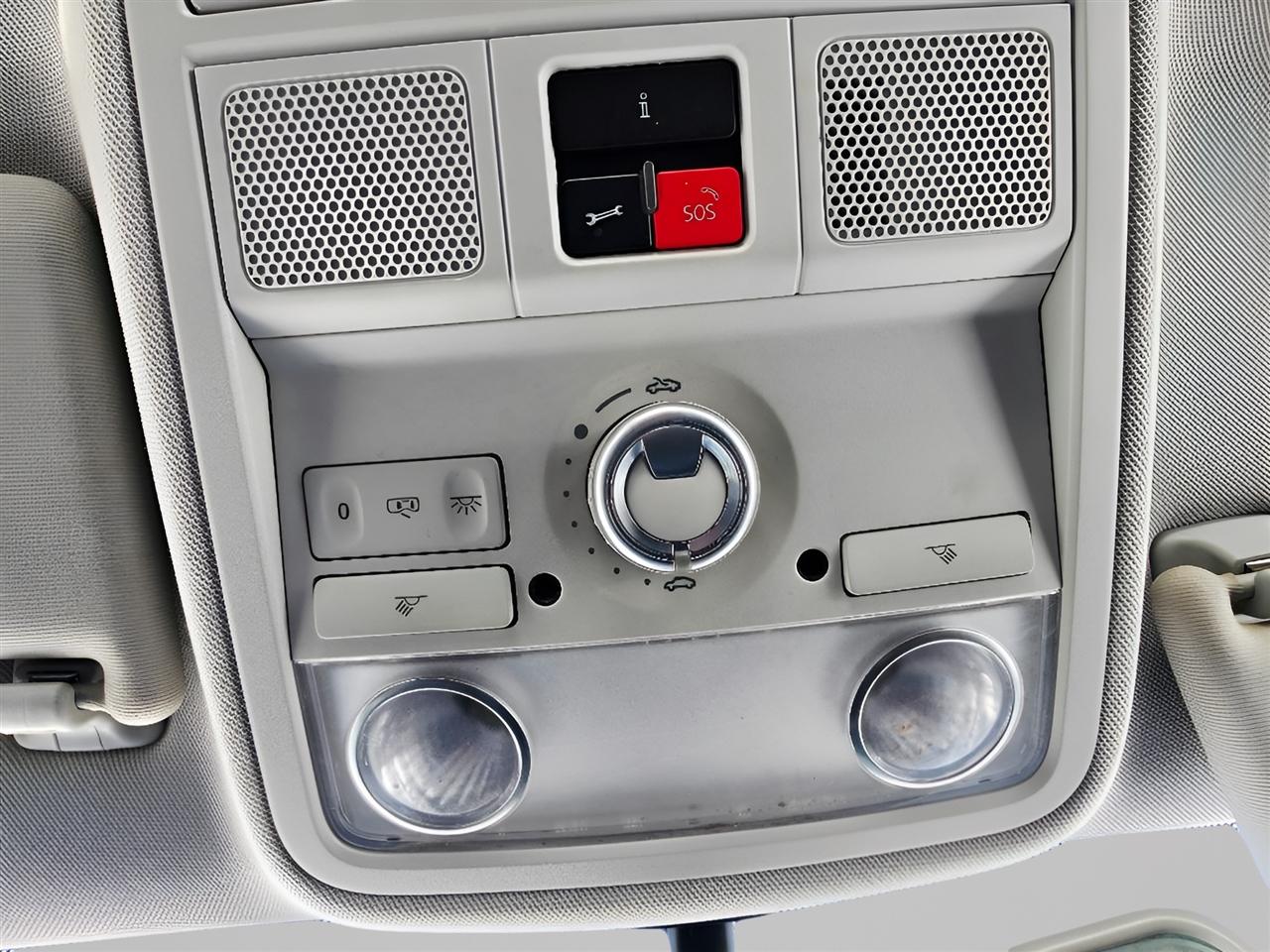 Volkswagen Jetta SEL 6A 2016