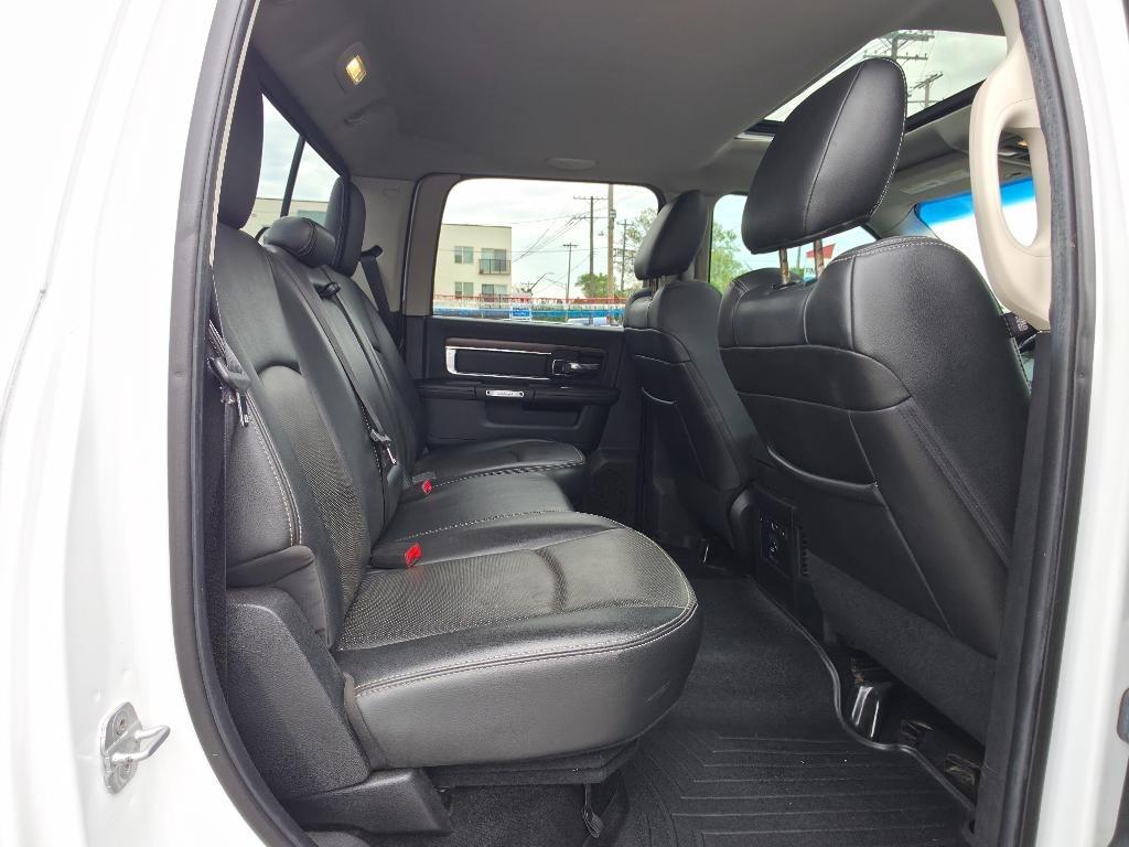 RAM 2500 Laramie Crew Cab SWB 4WD 2014