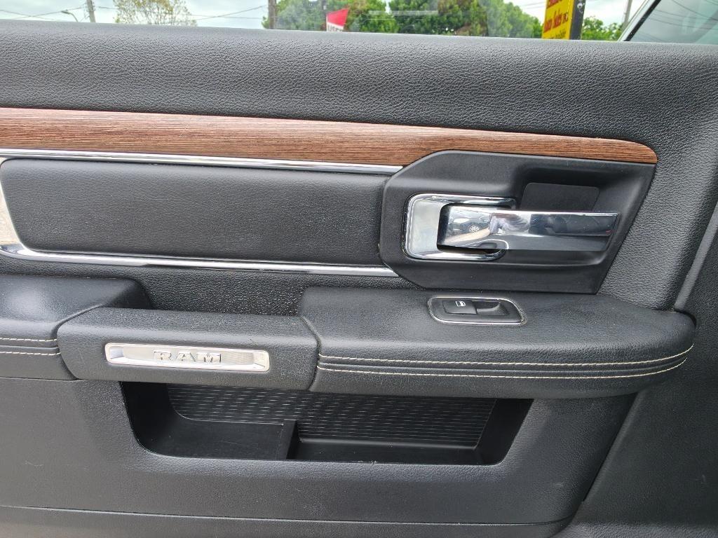 RAM 2500 Laramie Crew Cab SWB 4WD 2014