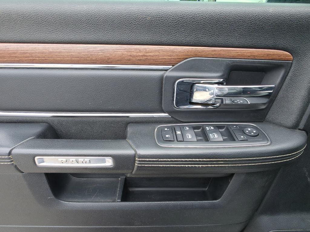 RAM 2500 Laramie Crew Cab SWB 4WD 2014