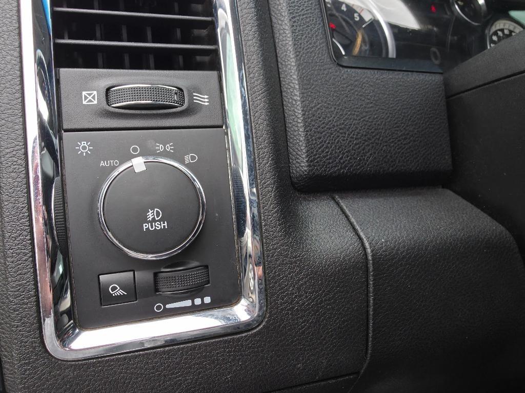 RAM 2500 Laramie Crew Cab SWB 4WD 2014