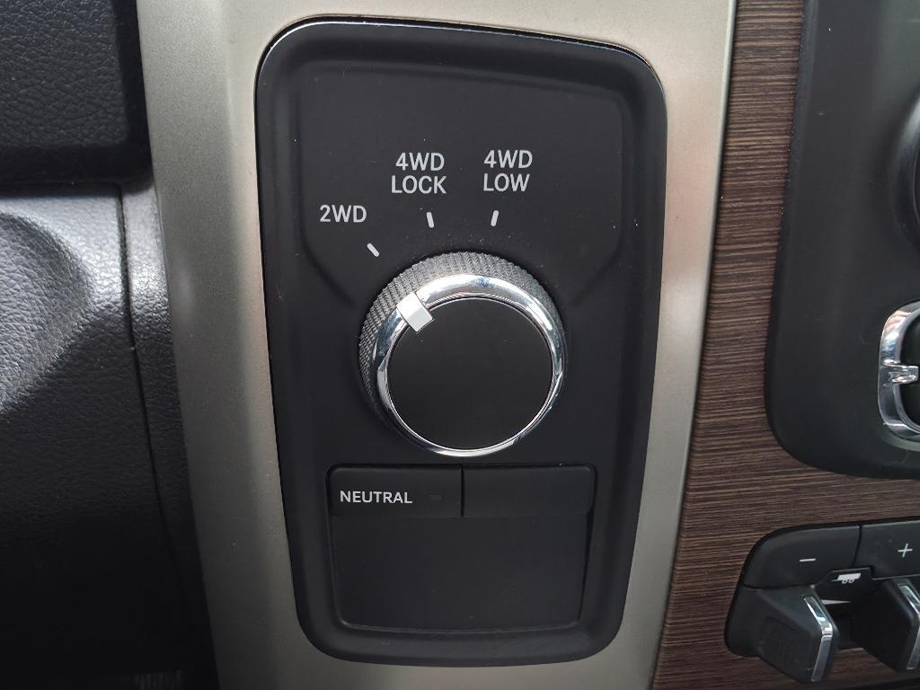 RAM 2500 Laramie Crew Cab SWB 4WD 2014