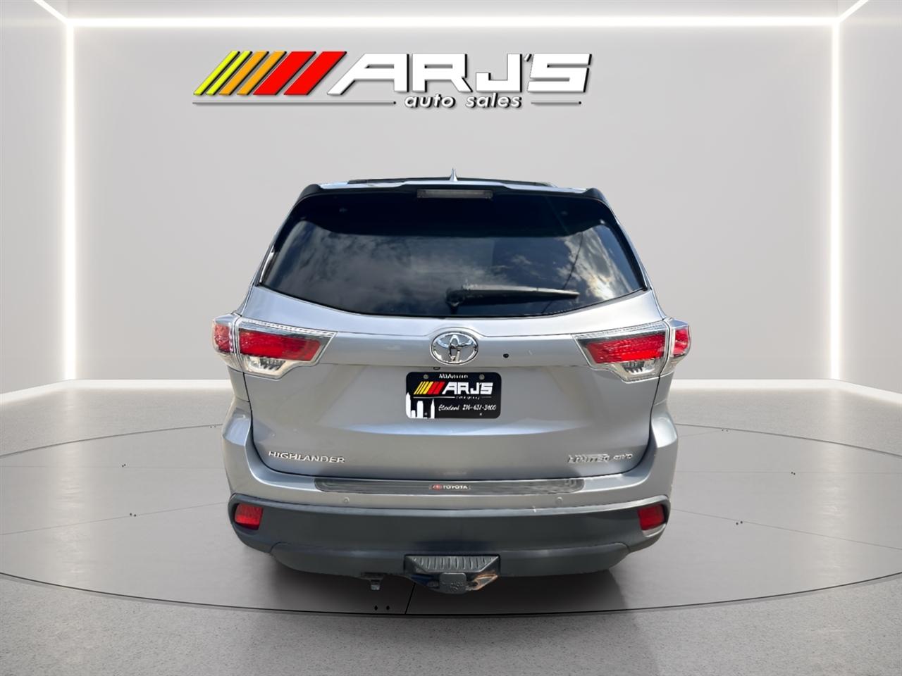 Toyota Highlander Limited AWD V6 2014
