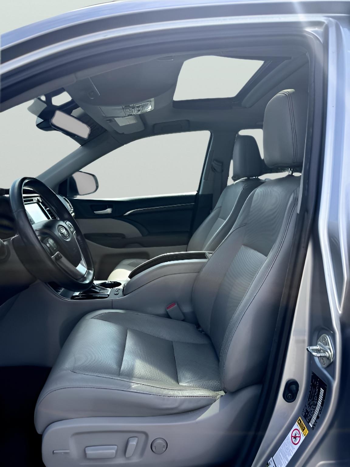 Toyota Highlander Limited AWD V6 2014