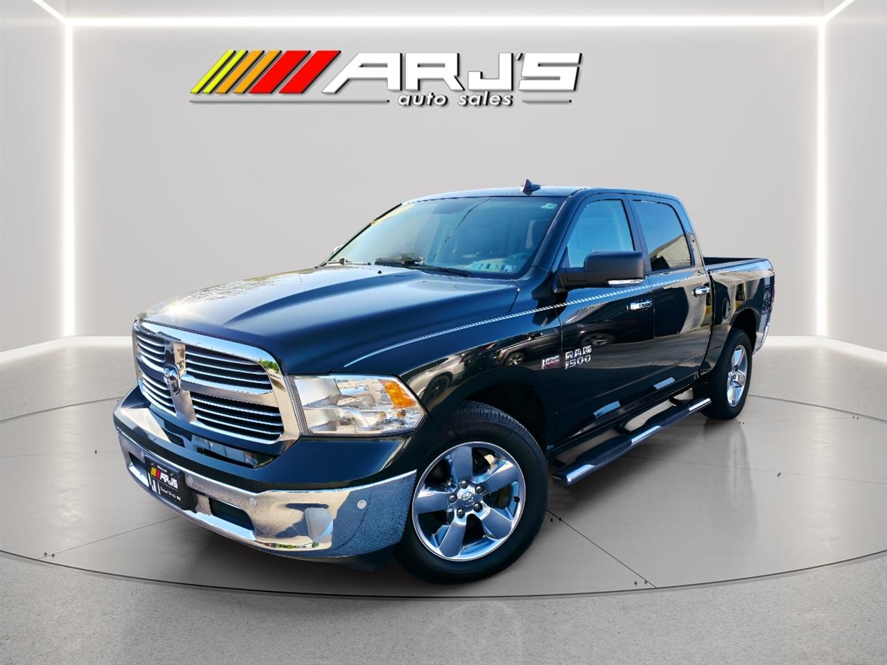 RAM 1500 SLT Crew Cab SWB 4WD 2016