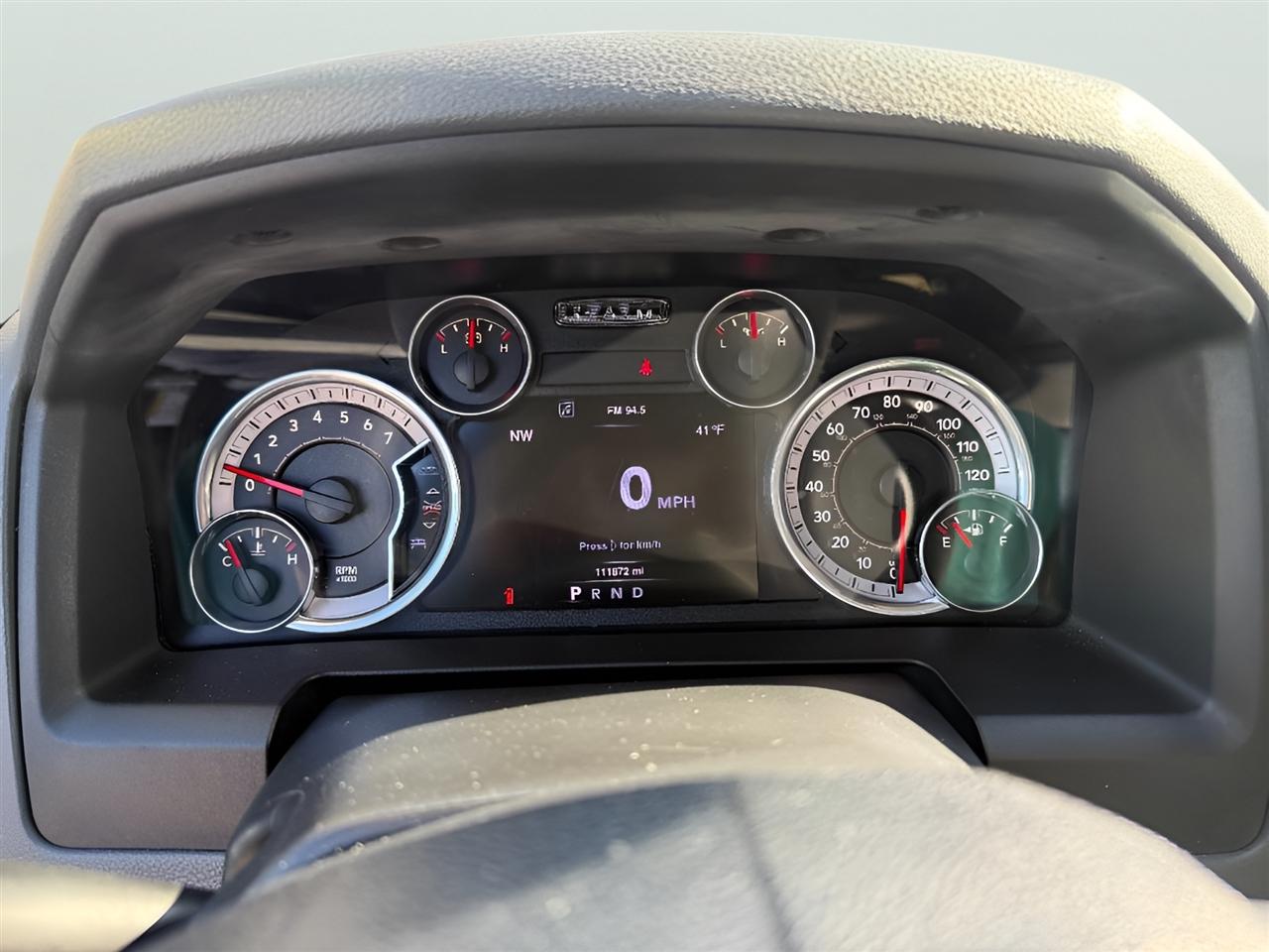 RAM 1500 SLT Crew Cab SWB 4WD 2016