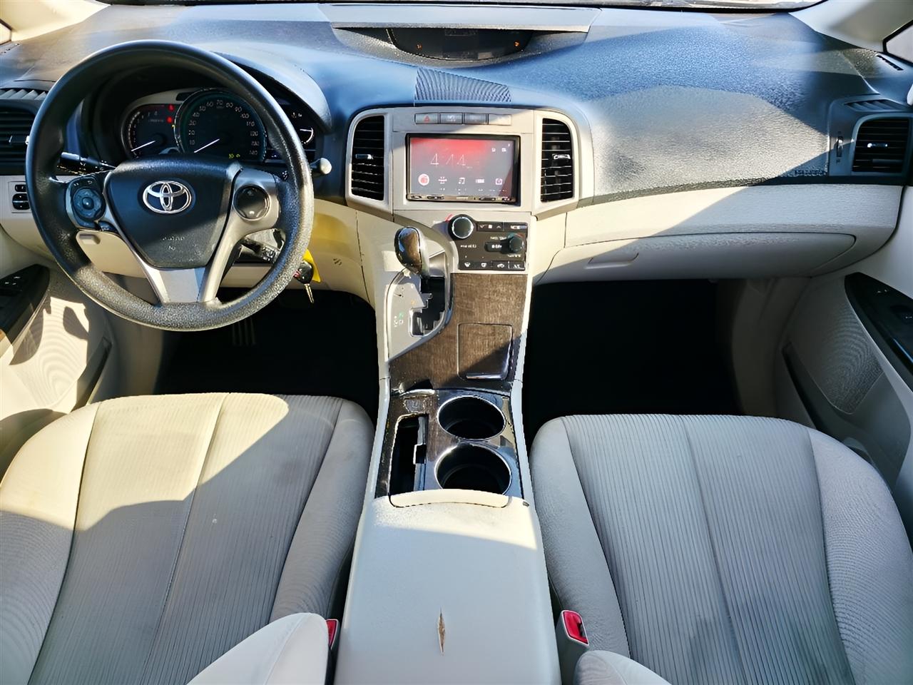 Toyota Venza LE I4 AWD 2013