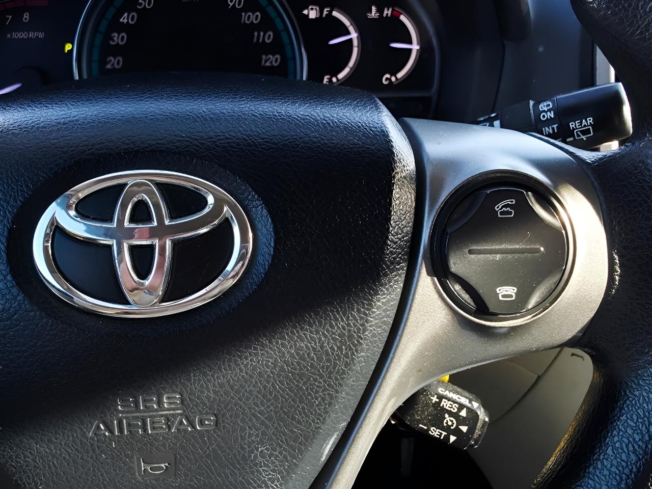 Toyota Venza LE I4 AWD 2013