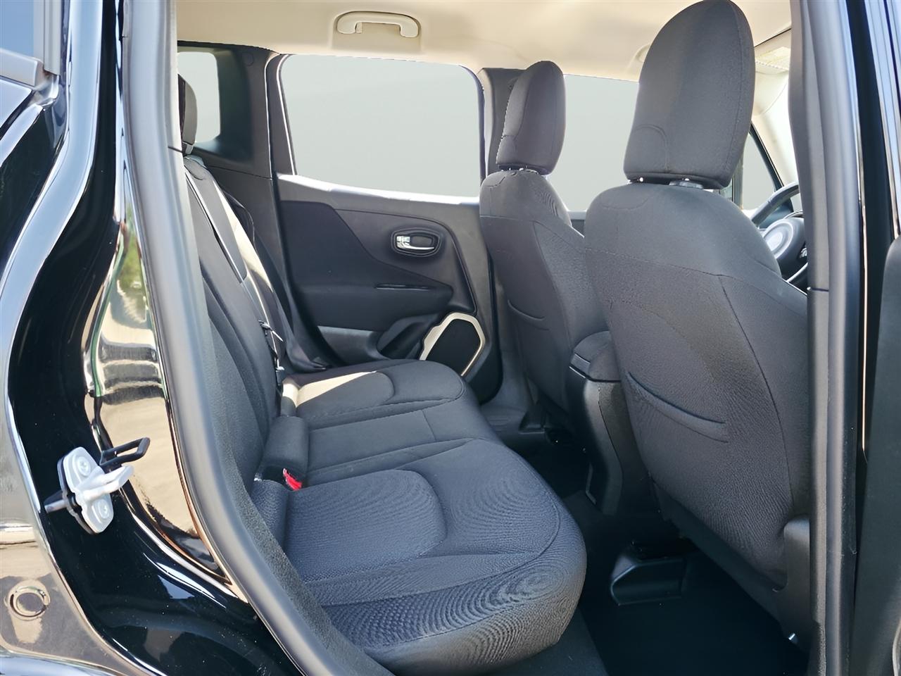 Jeep Renegade Latitude FWD 2015