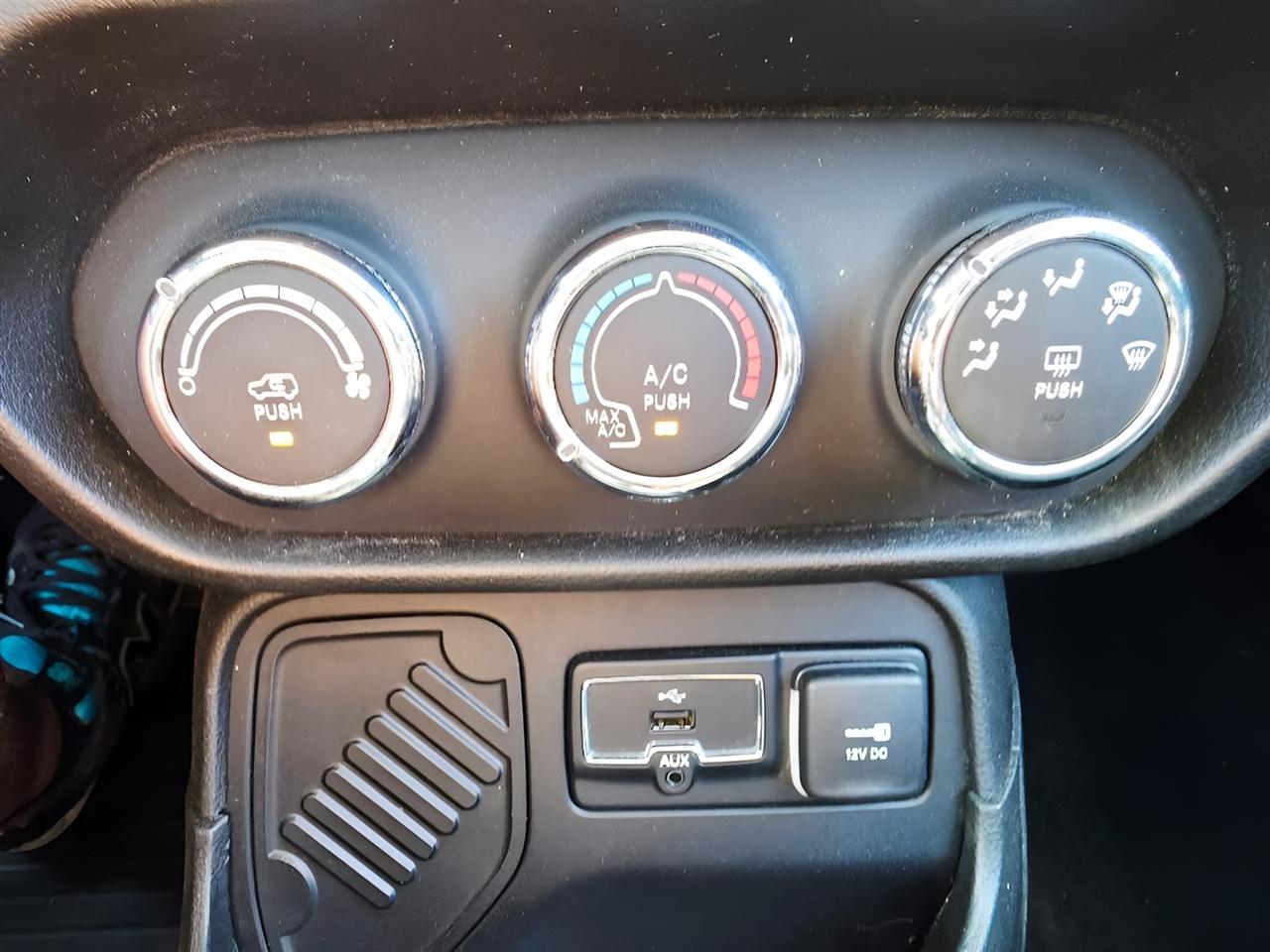 Jeep Renegade Latitude FWD 2015