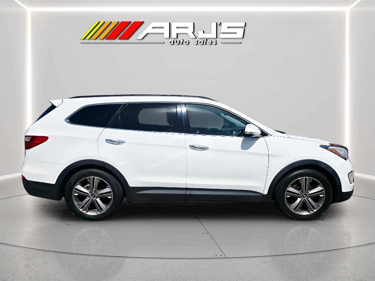 Hyundai Santa Fe Limited FWD 2013
