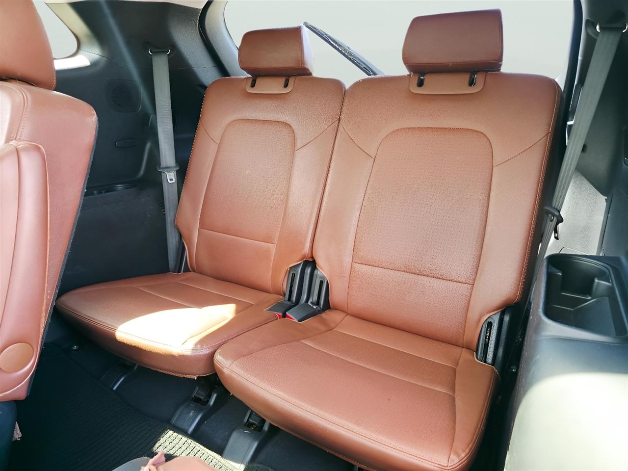 Hyundai Santa Fe Limited FWD 2013
